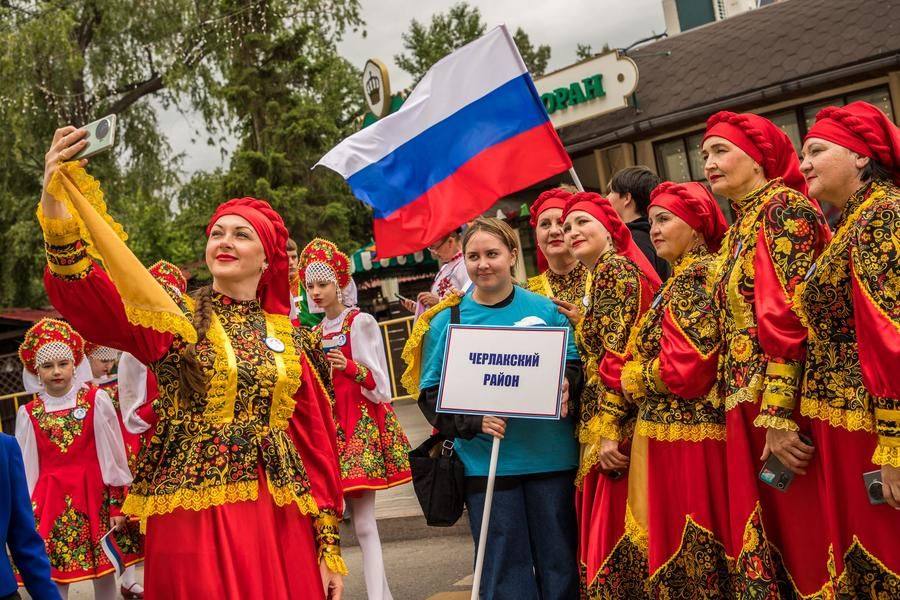 И всем, конечно, нужно не забыть сделать памятное селфи перед стартом