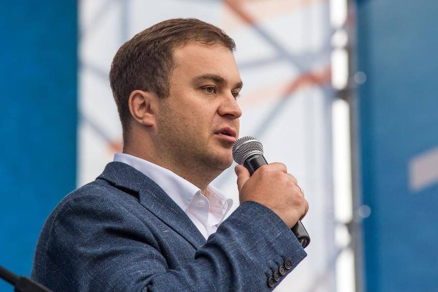 С праздником омичей поздравляет губернатор Омской области Виталий Хоценко