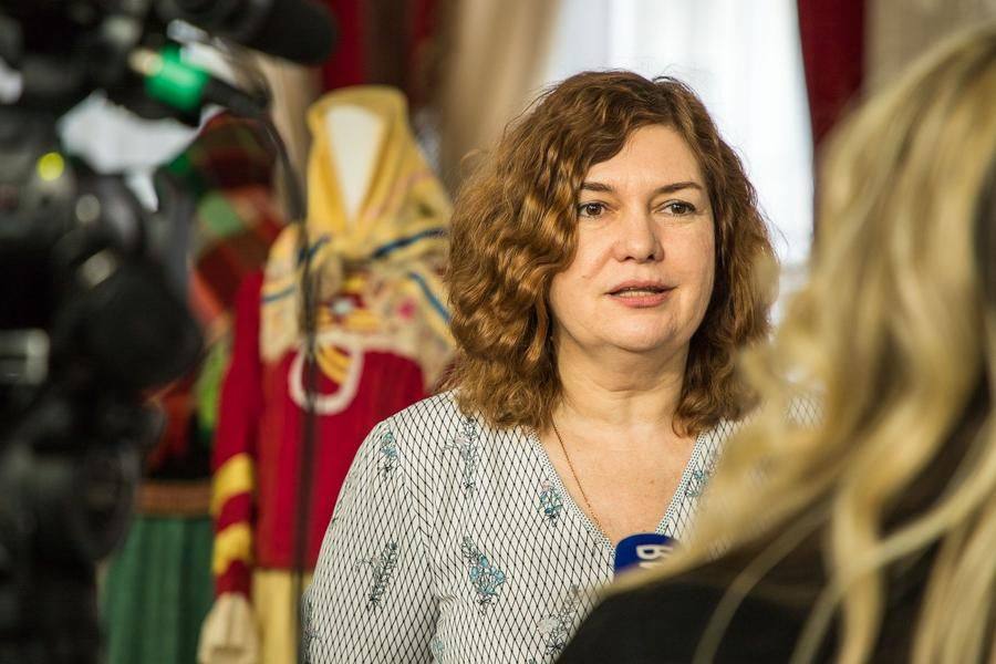 Журналистам о форуме рассказывает руководитель проекта Виктория Багринцева