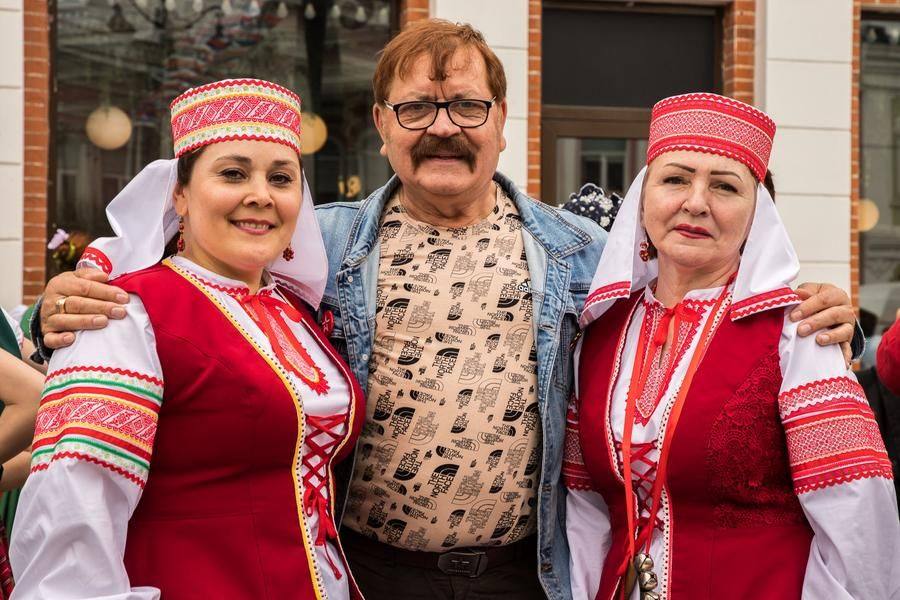 Артисты никому не отказывают в фотосессиях, особенно коллегам по цеху