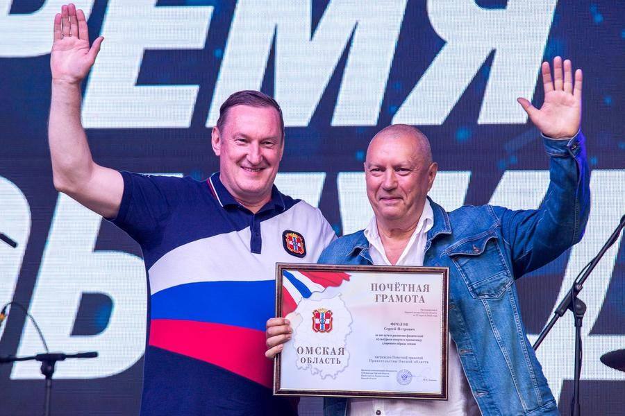 Среди награжденных популяризаторов спорта — мастер спорта СССР Сергей Фролов