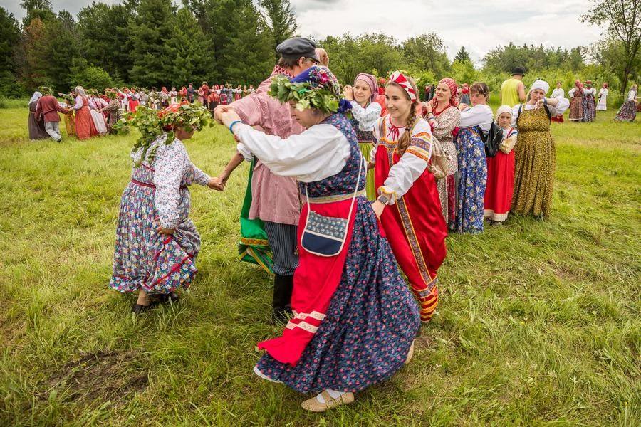 Чтобы распутаться, приходится соблюдать определенную последовательность действий
