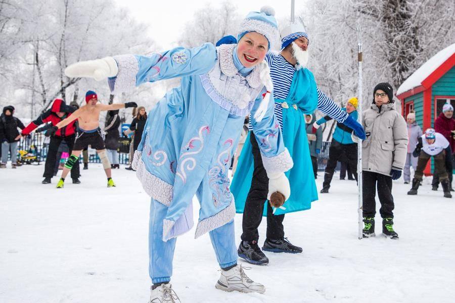 Снегурочка — не просто сказочный персонаж, но и примерная физкультурница