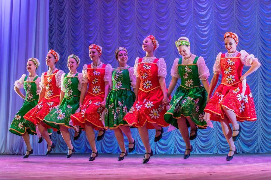 Объединение «Калейдоскоп» ЦТ «Амурский» выбрало русский танец «Вертушки»