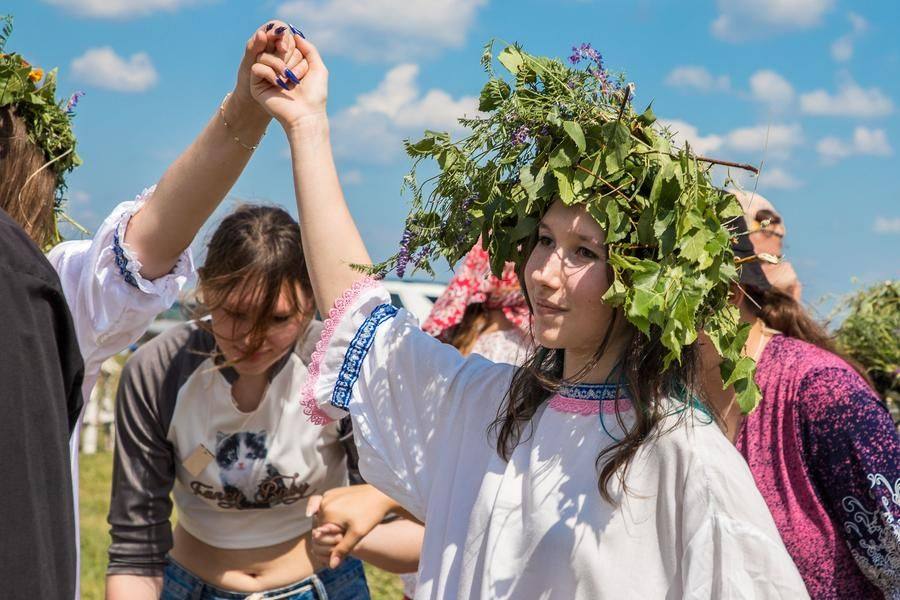 Тот же ручеек известен всем с детства, но повторить его в нужном темпе — вызов!
