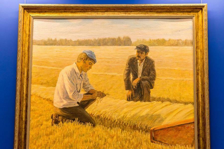 …и в каждом видны авторский стиль и искреннее уважение к героям — как, например, в работе «Первая жатва» 1984 года