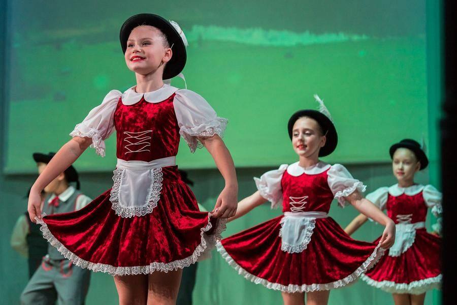 Завершить погружение в немецкую культуру помогает ансамбль «Мечта» из ГДДюТ