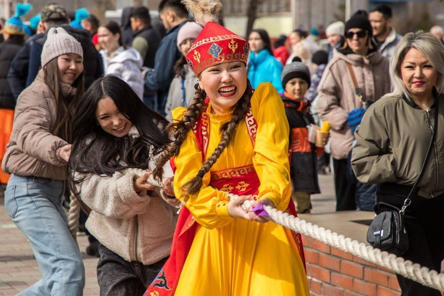 Но самые выразительные кадры получаются все-таки в движении и в соперничестве