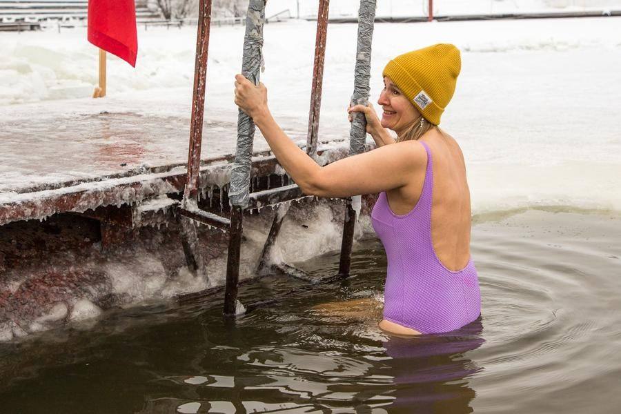Но спустя мгновение вода уже не кажется такой враждебной