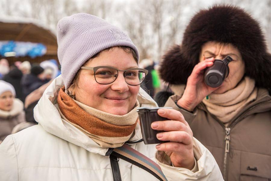 Позитивный настрой чайных фей моментально передается дегустаторам