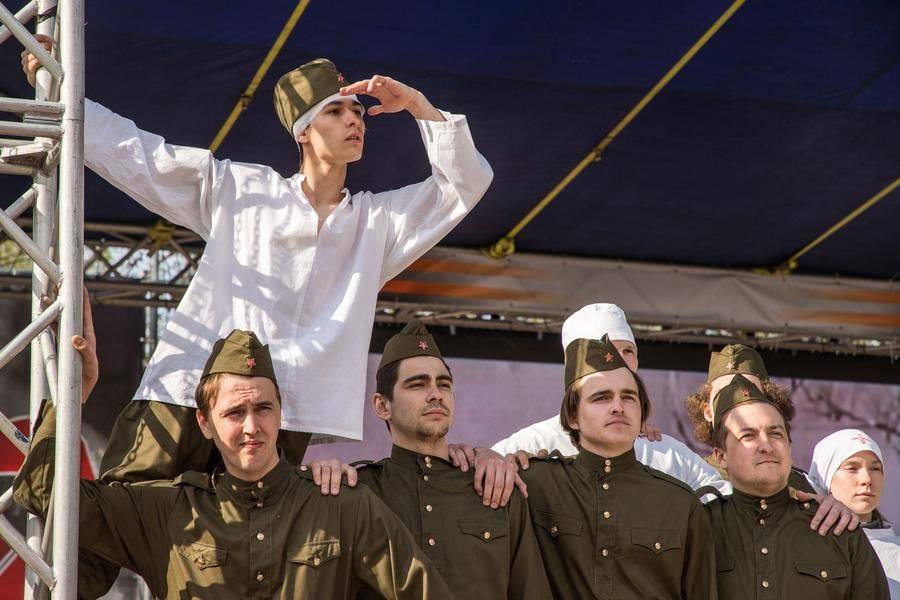 И, конечно, здесь есть место театрализованным постановкам