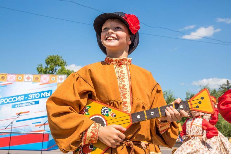 Довольные улыбки — следствие заслуженных аплодисментов