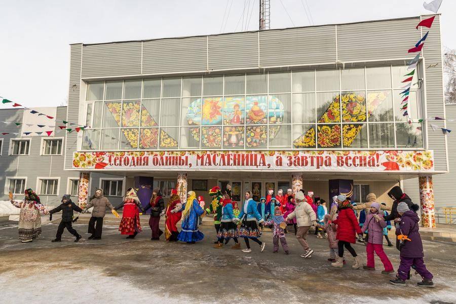 Площадь у ДК имени В.Е. Часницкого — главная субботняя точка притяжения региона