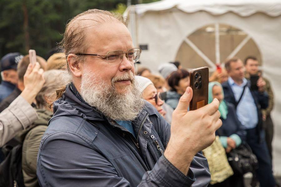Энергетику редкого момента можно и нужно фиксировать для истории