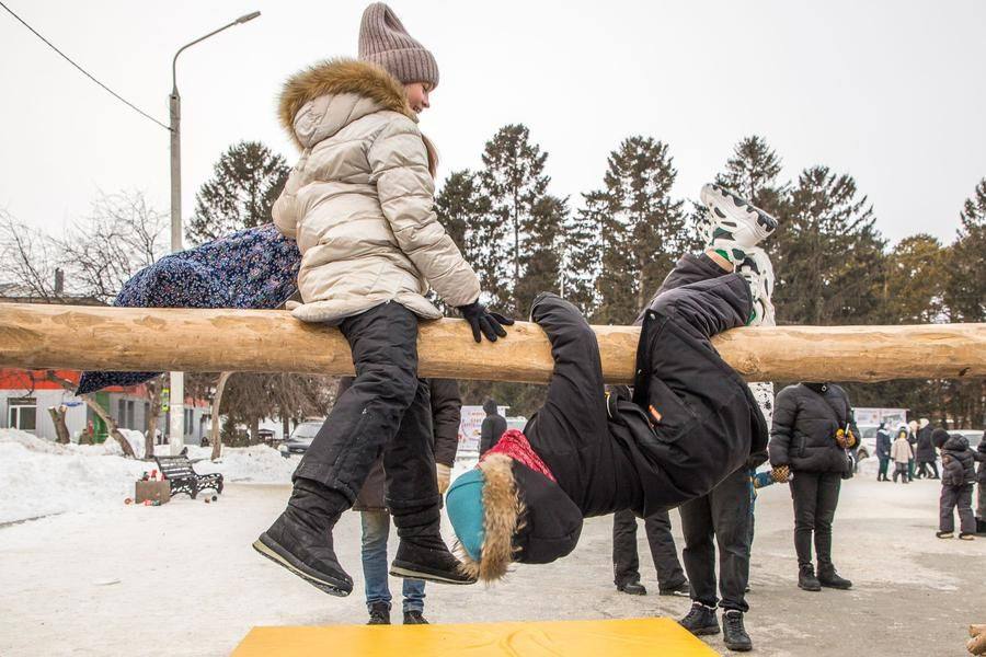 И вот очередная битва окончена, но благодаря смекалке и ловкости падения не произошло