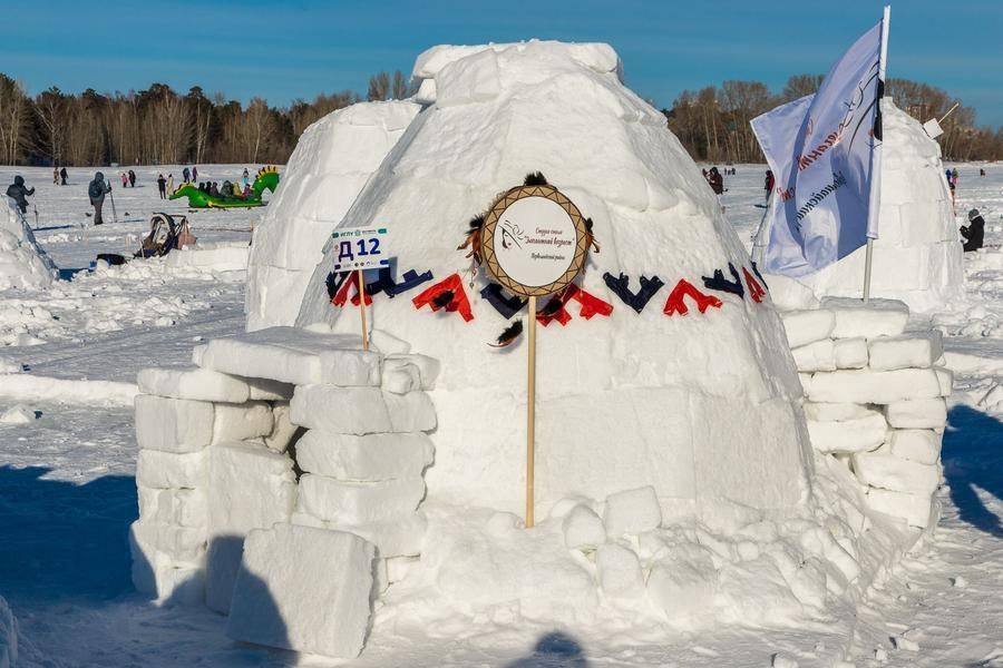 Через четыре часа город эскимосов в целом приобретает законченные черты