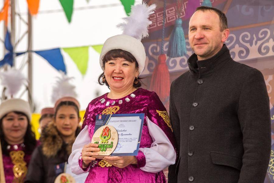 Одним из поводов стало 30-летие студии казахского творчества «Замандастар»