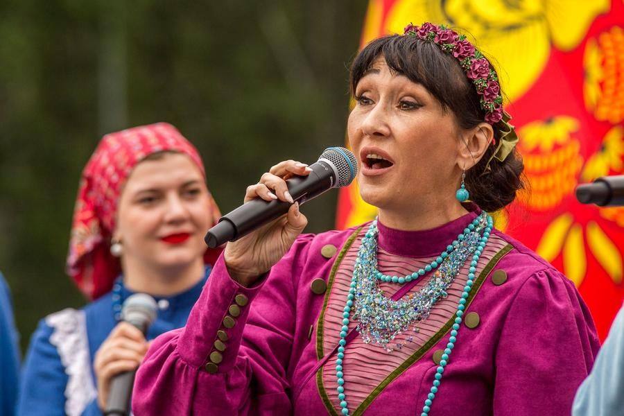 Подобные концерты сплачивают людей, помогают сохранять самобытность