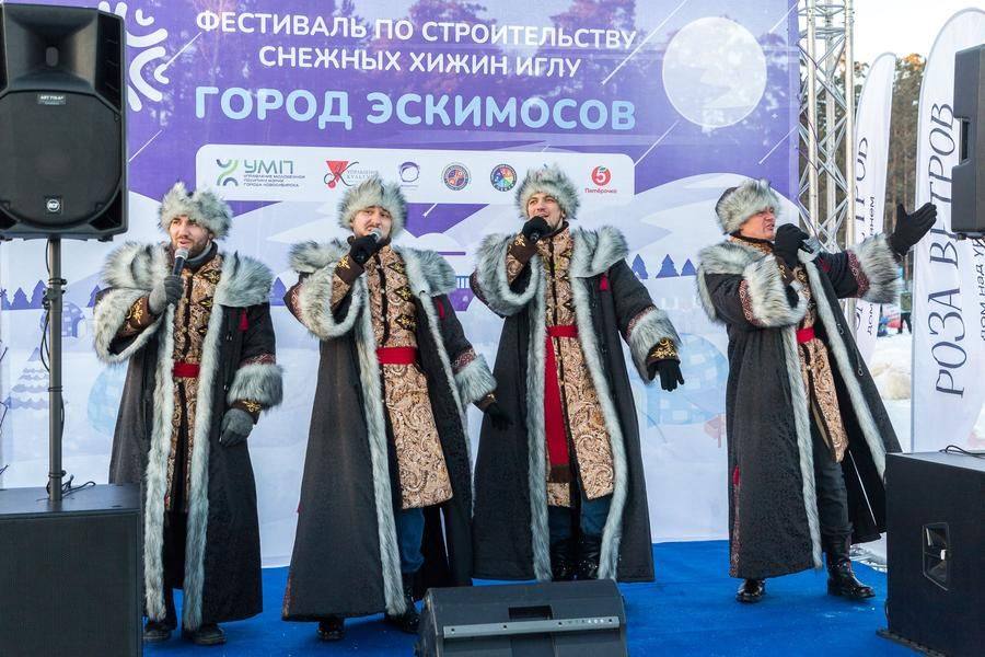 Большой блок отдан ансамблю музыки для народа «Дружина»