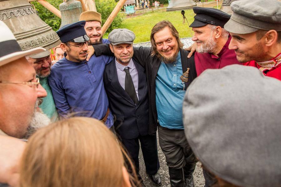 Формат радует организаторов живым контактом с людьми, ведь обычно звонари лишены этого