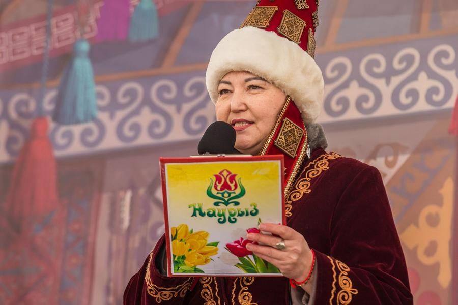 После небольшой официальной части можно переходить к большой творческой!