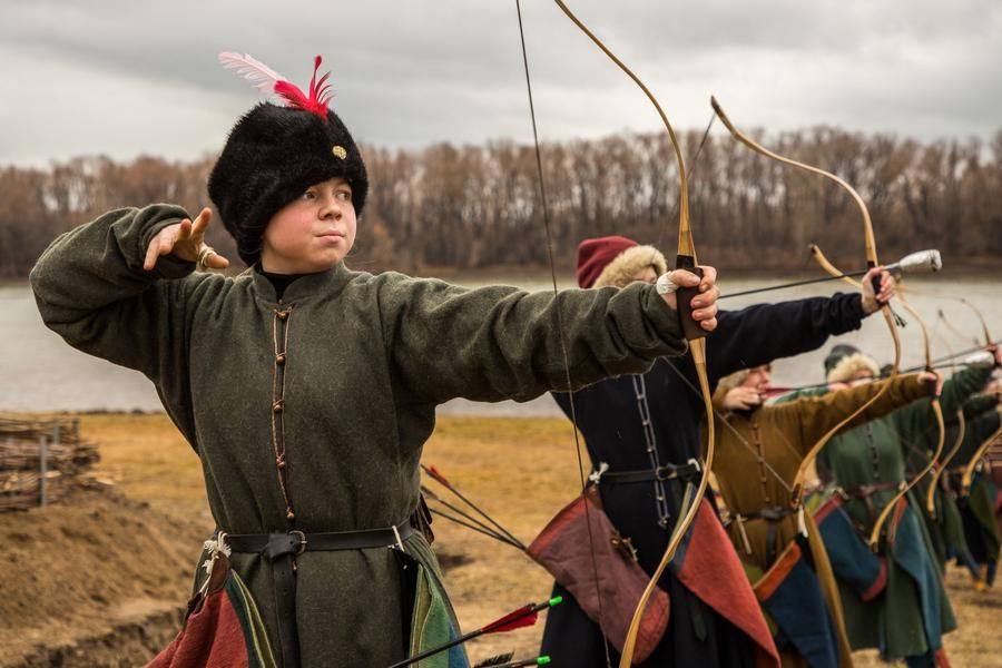 Лук будет вытеснен пищалями и пистолетами уже после окончания Смутного времени