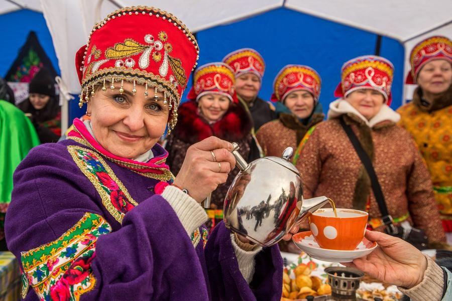 Следующей вкусной точкой на пути жюри становится село Ильинское (Катайский округ)