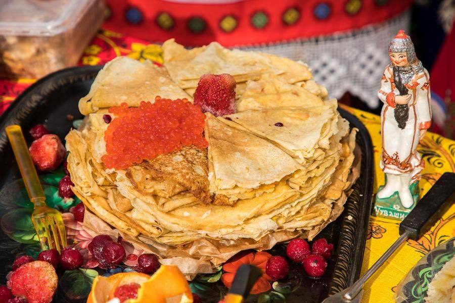Опытные хозяйки из национально-культурных центров знают, чем привлечь гостей