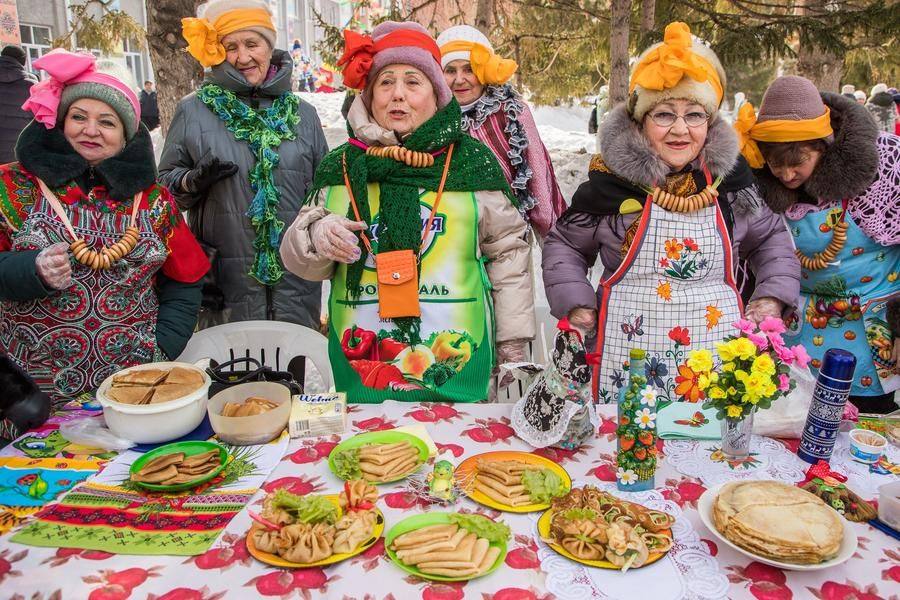 Сначала труды участниц должна оценить конкурсная комиссия