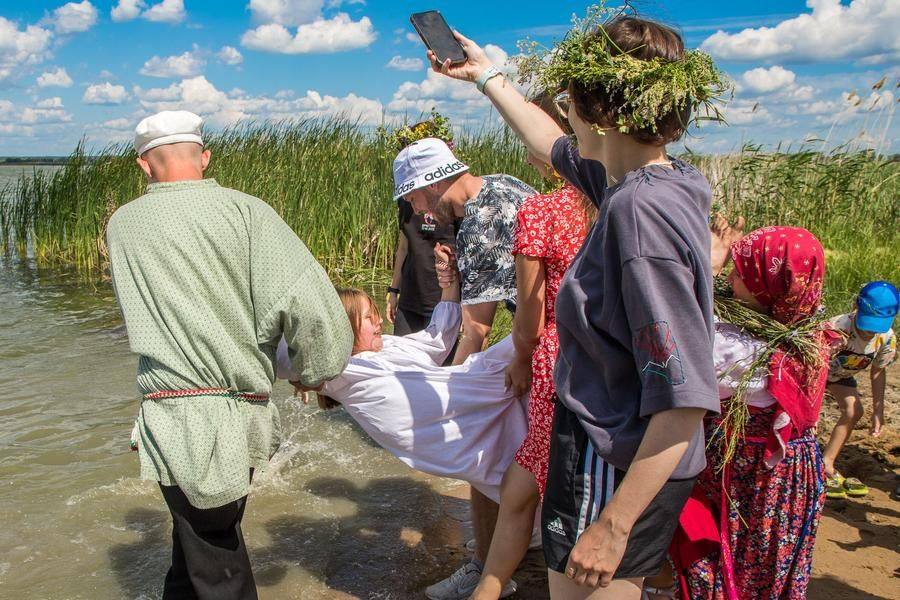 Хорошо, что погода делает погружение в воду даже приятным