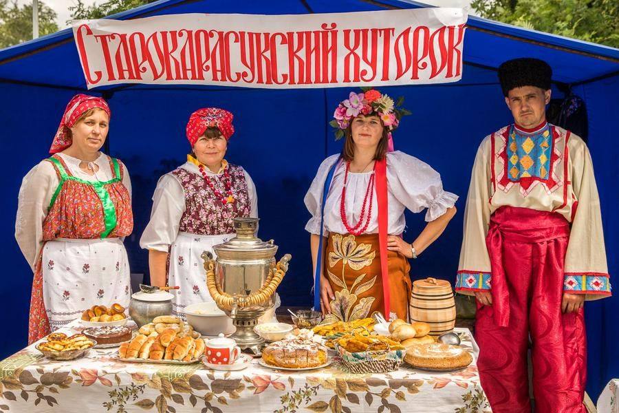 Старокарасук обратился к украинской культуре
