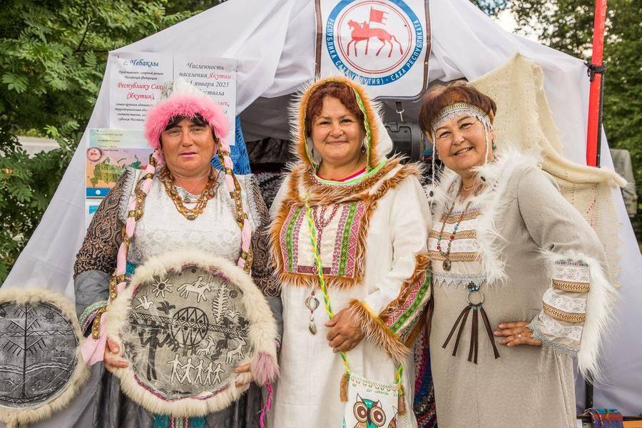 Омское село Чебаклы представляет дружественную Якутию