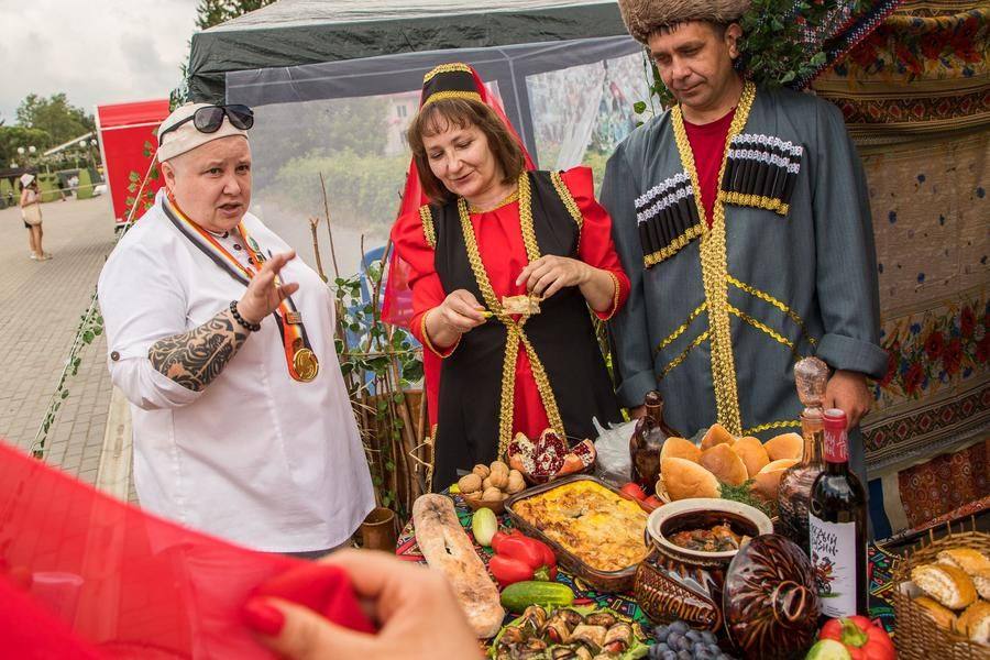 Его возглавляет Юлия Литвиненко из Новосибирска, вице-президент Chefs Team Russia