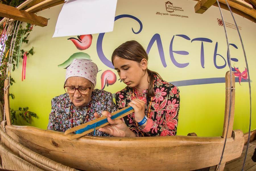 Радует интерес молодежи к увлечениям старшего поколения