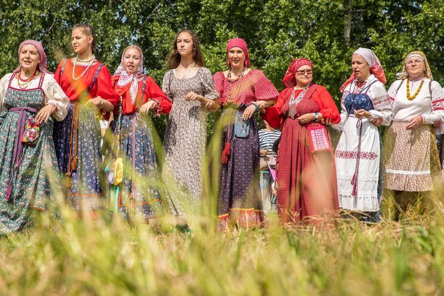 Безусловно, живописная поляна — лучшее место для этой части программы фестиваля
